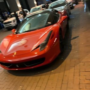 Meet your Posher, Luis